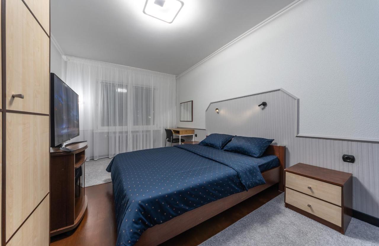 Modern 3 Bedroom Apartment 키예프 외부 사진